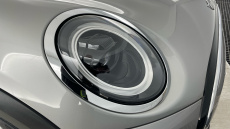 MINI Hatchback 1.5 Cooper Classic 3dr Auto Petrol Hatchback